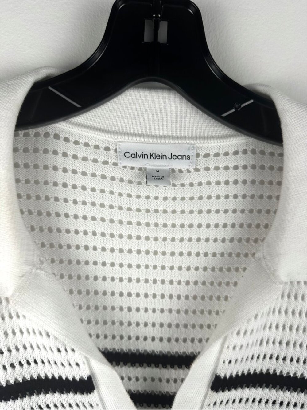 Calvin Klein Jeans Women’s Open Knit Striped Polo Sweater White Black Size M - Picture 2 of 5